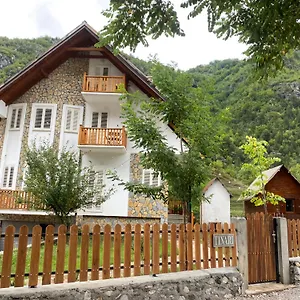 Bujtina Tinari Bed & Breakfast Theth